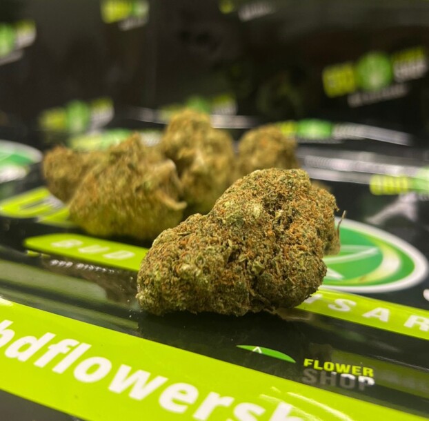 Strawberry Cheesecake Whole Hemp CBD Tea Flower
