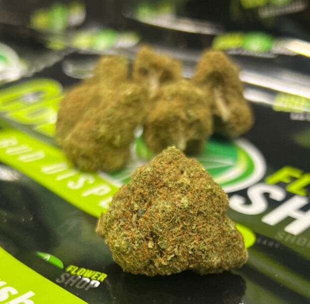 Strawberry Cheesecake Whole Hemp CBD Tea Flower - Image 3