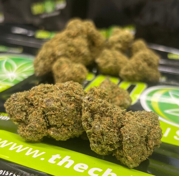 Exclusive Layer Cake CBD Tea Flower – Limited Edition